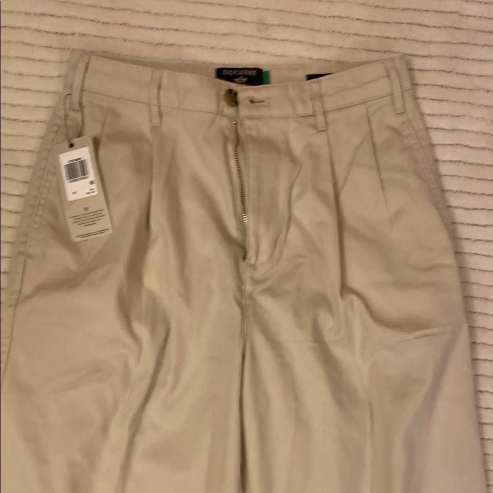DOCKERS.Classic Tan women’s Pants - Picture 2 of 9